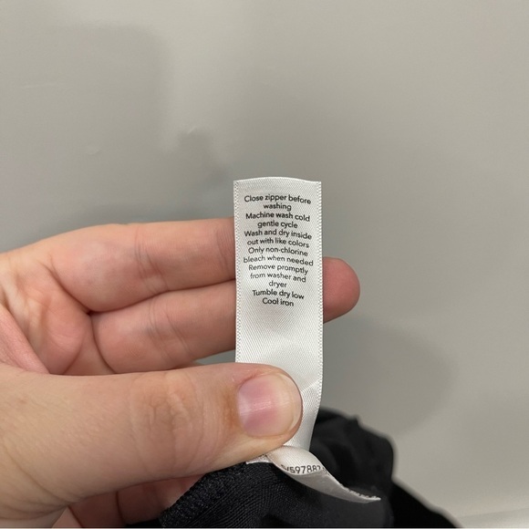 Athleta Venice Pintuck Pant Black Size Medium - Picture 9 of 12